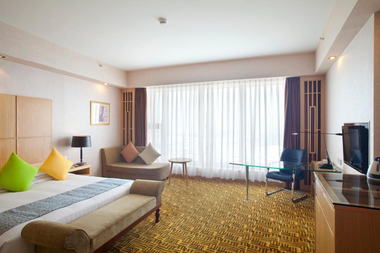 Crowne Plaza Zhanjiang Kang Yi, An Ihg Hotel Ngoại thất bức ảnh