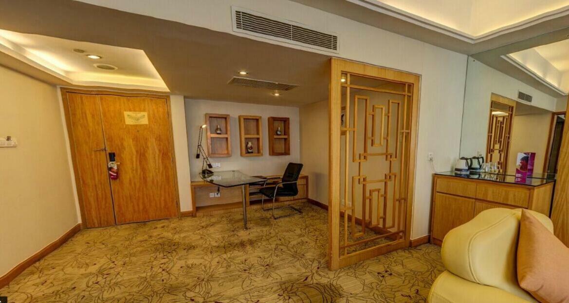 Crowne Plaza Zhanjiang Kang Yi, An Ihg Hotel Ngoại thất bức ảnh
