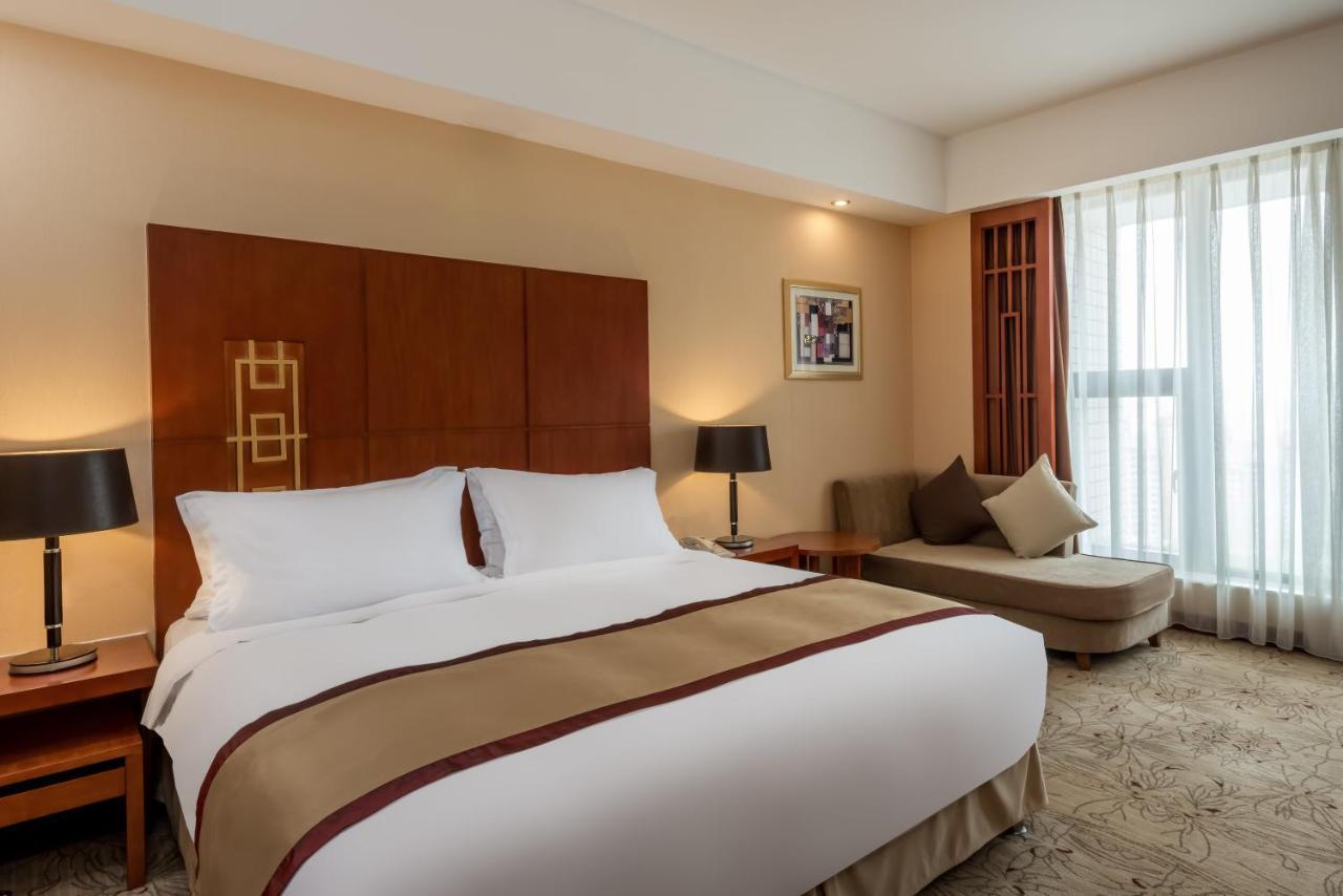 Crowne Plaza Zhanjiang Kang Yi, An Ihg Hotel Ngoại thất bức ảnh